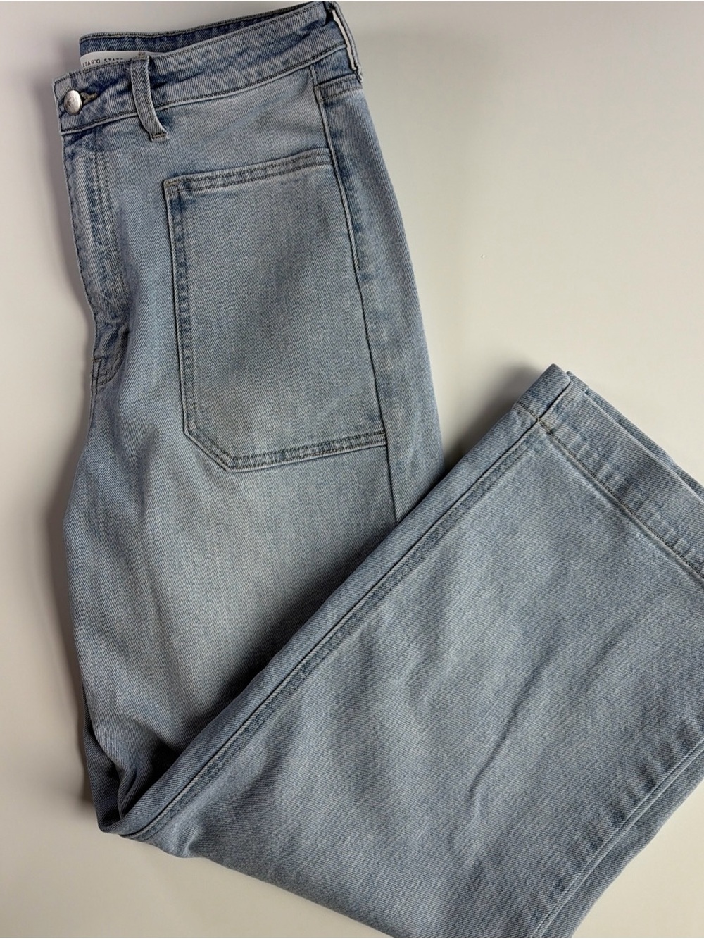 Altar'd State Women’s Light Blue Straight Jeans